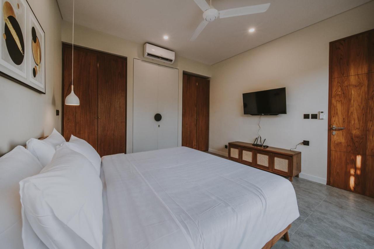 New 4 Bedroom 5 Min Walk To Berawa Beach Enclosed Livng Чангу Екстер'єр фото