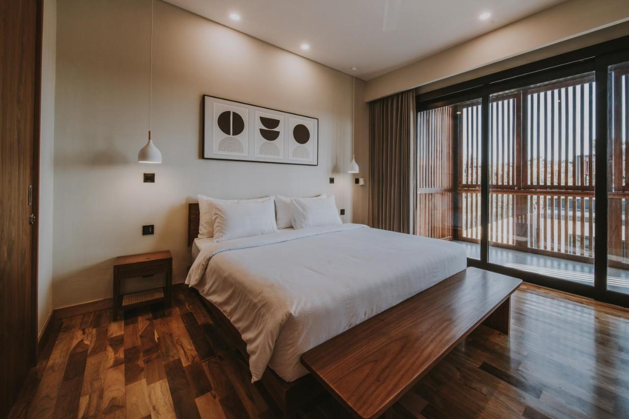 New 4 Bedroom 5 Min Walk To Berawa Beach Enclosed Livng Чангу Екстер'єр фото